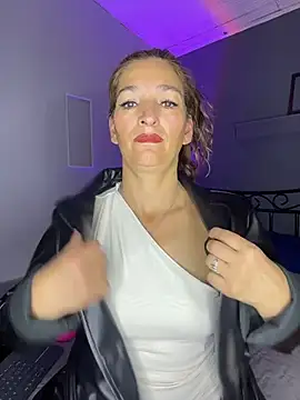 Snapshot of JennaMilf_ chatting on 13, 2, 2026 JennaMilf online show from 13, 2, 2026