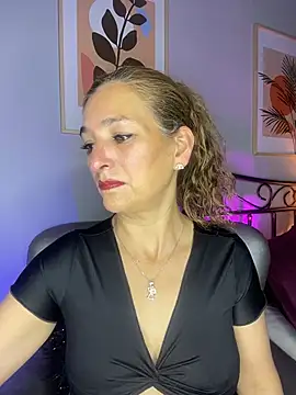 Snapshot of JennaMilf_ chatting on 21, 4, 2026 JennaMilf online show from 21, 4, 2026