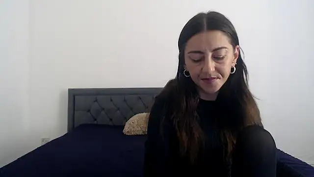 Snapshot of Stella_John chatting on 13, 9, 2025 Stella John online show from 13, 9, 2025