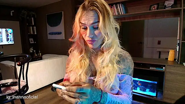 Snapshot of Ambrosia______ chatting on 17, 4, 2026 Ambrosia online show from 17, 4, 2026