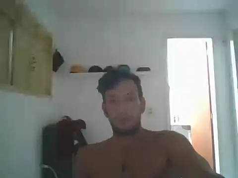 Snapshot of alpalo420 chatting on 1, 2, 2026 alpalo420 online show from 1, 2, 2026