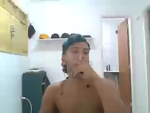 Snapshot of alpalo420 chatting on 6, 2, 2026 alpalo420 online show from 6, 2, 2026