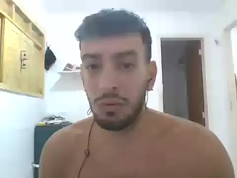 Snapshot of alpalo420 chatting on 3, 3, 2026 alpalo420 online show from 3, 3, 2026