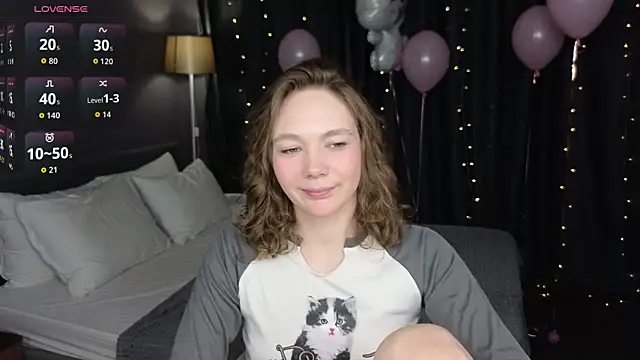 Snapshot of NovaEva_ chatting on 1, 4, 2026 NovaEva online show from 1, 4, 2026