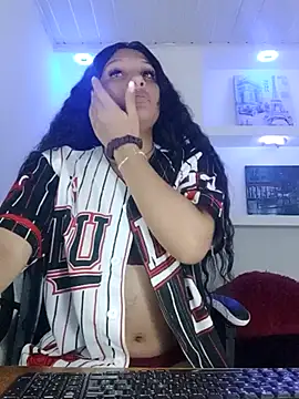 Snapshot of ashley-17 chatting on 21, 12, 2025 ashley-17 online show from 21, 12, 2025