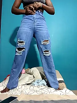 ShyNaughtyBabe online show from 12, 1, 2026