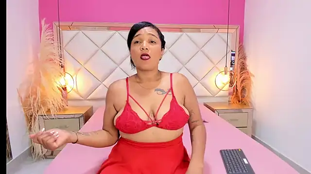 Sara Cherry  online show from 20, 12, 2025