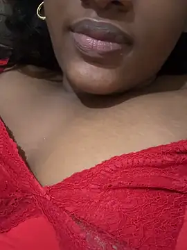 Snapshot of amorasecy chatting on 21, 4, 2026 amorasecy online show from 21, 4, 2026