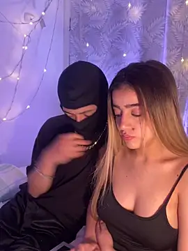 cute emmma online show from 18, 1, 2026