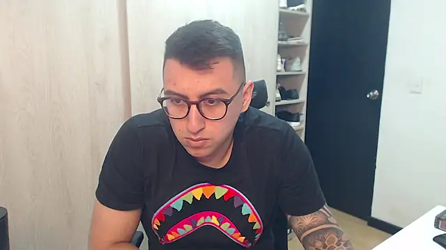 Snapshot of DanteVesper chatting on 10, 3, 2026 DanteVesper online show from 10, 3, 2026