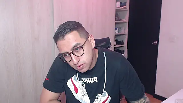 Snapshot of DanteVesper chatting on 17, 3, 2026 DanteVesper online show from 17, 3, 2026