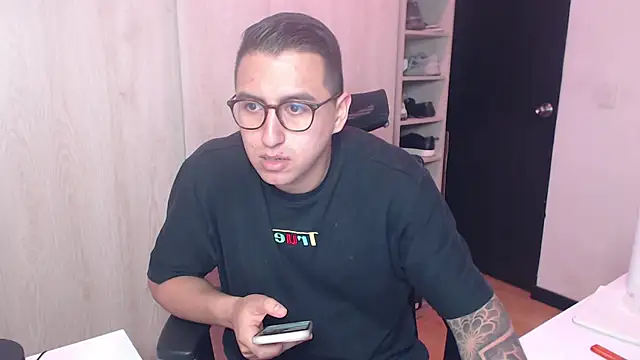 Snapshot of DanteVesper chatting on 24, 3, 2026 DanteVesper online show from 24, 3, 2026