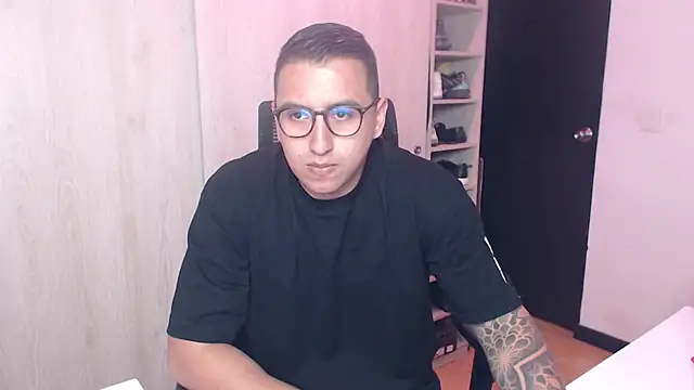 Snapshot of DanteVesper chatting on 8, 4, 2026 DanteVesper online show from 8, 4, 2026