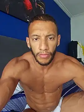 Snapshot of JUANyBelen chatting on 20, 12, 2025 JUANyBelen online show from 20, 12, 2025