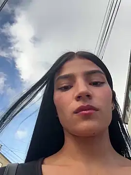 Snapshot of Ema_Rose_ chatting on 21, 12, 2025 Ema Rose online show from 21, 12, 2025