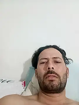 Snapshot of thonychatoA357 chatting on 5, 2, 2026 thonychatoA357 online show from 5, 2, 2026