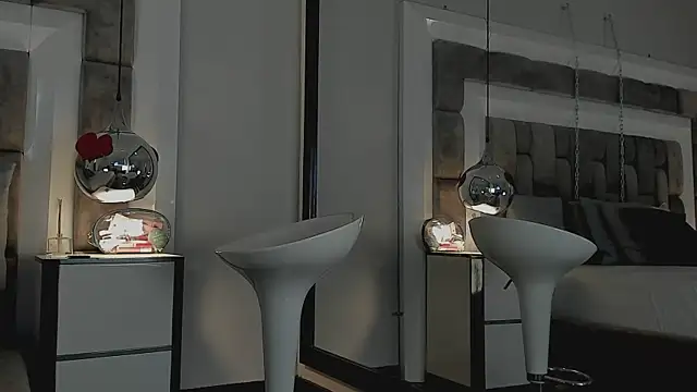 ElenaWatsonn online show from 18, 3, 2026