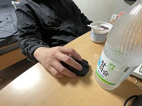 koreanbottom03 online show from 11, 1, 2026