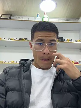 Snapshot of Latin_Paisa_Boy chatting on 12, 2, 2026 Latin Paisa Boy online show from 12, 2, 2026