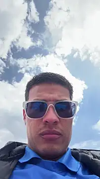 Snapshot of Latin_Paisa_Boy chatting on 15, 2, 2026 Latin Paisa Boy online show from 15, 2, 2026