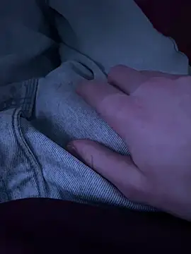 Snapshot of LittleGuy_2007 chatting on 9, 2, 2026 LittleGuy 2007 online show from 9, 2, 2026