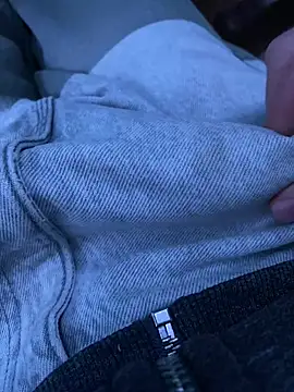 Snapshot of LittleGuy_2007 chatting on 12, 3, 2026 LittleGuy 2007 online show from 12, 3, 2026