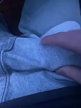 Snapshot of LittleGuy_2007 chatting on 5, 4, 2026 LittleGuy 2007 online show from 5, 4, 2026