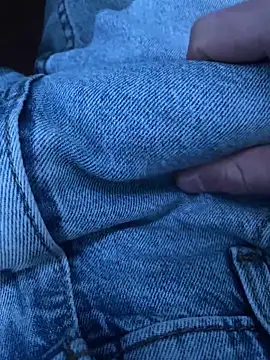 Snapshot of LittleGuy_2007 chatting on 7, 4, 2026 LittleGuy 2007 online show from 7, 4, 2026