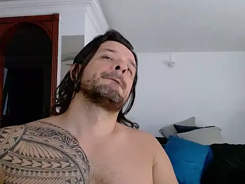 Snapshot of gonzzohunterr chatting on 19, 4, 2026 gonzzohunterr online show from 19, 4, 2026