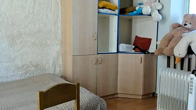 Snapshot of VeronikaDream chatting on 3, 5, 2026 VeronikaDream online show from 3, 5, 2026