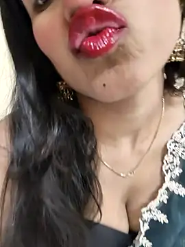 Yours-Zeenat online show from 14, 4, 2026