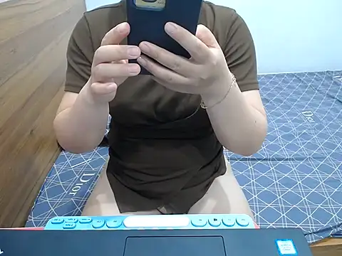 Snapshot of Coffee_Milktea chatting on 6, 6, 2026 Coffee Milktea online show from 6, 6, 2026