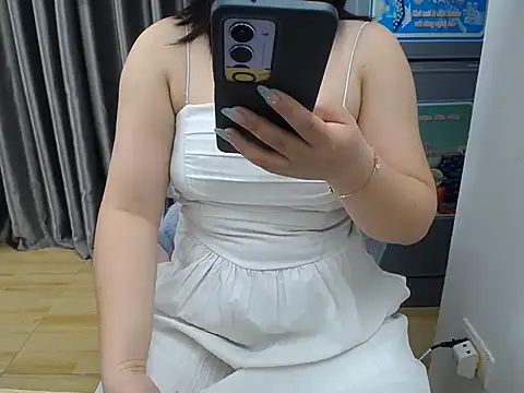 Snapshot of Coffee_Milktea chatting on 3, 7, 2026 Coffee Milktea online show from 3, 7, 2026