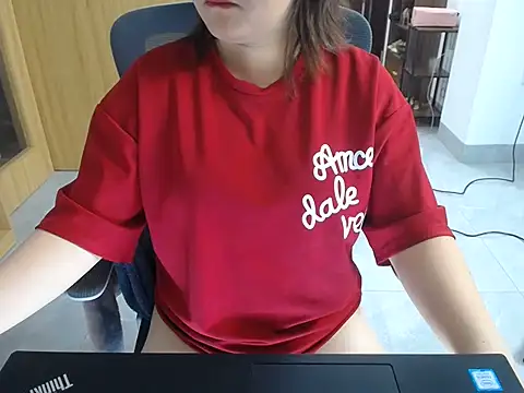 Snapshot of Coffee_Milktea chatting on 29, 7, 2026 Coffee Milktea online show from 29, 7, 2026