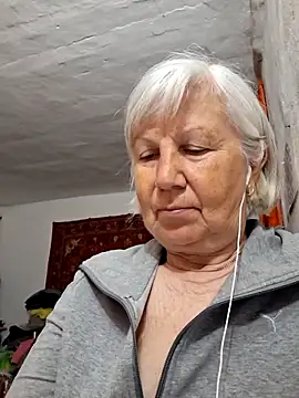 Snapshot of KlaudiaDarling chatting on 10, 5, 2026 KlaudiaDarling online show from 10, 5, 2026