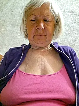 Snapshot of KlaudiaDarling chatting on 3, 6, 2026 KlaudiaDarling online show from 3, 6, 2026