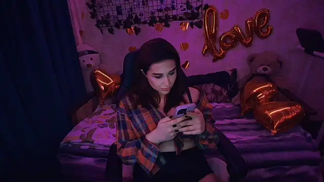 Snapshot of AlisiaRose chatting on 28, 3, 2026 AlisiaRose online show from 28, 3, 2026