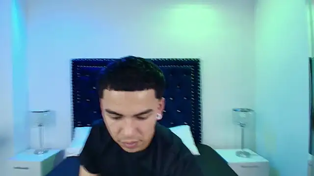 Snapshot of Jaden_and_sofia chatting on 1, 4, 2026 Jaden and sofia online show from 1, 4, 2026