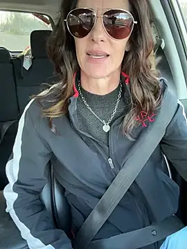 Snapshot of Edens_Promise chatting on 12, 1, 2026 Edens Promise online show from 12, 1, 2026