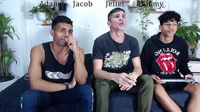 Interracial Snow Bunny online show from 9, 1, 2026