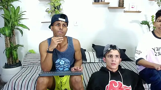 Interracial Snow Bunny online show from 3, 2, 2026