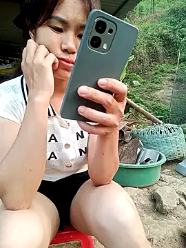 congchua977 online show from 4, 4, 2026