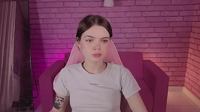 Ellya me online show from 7, 2, 2026