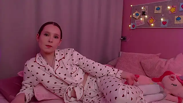 Snapshot of Haya_Harareet chatting on 9, 4, 2026 Haya Harareet online show from 9, 4, 2026