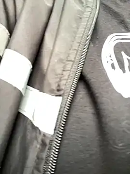 Scarlet auraa online show from 28, 3, 2026