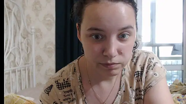 Snapshot of AmazingAllice chatting on 11, 7, 2026 AmazingAllice online show from 11, 7, 2026