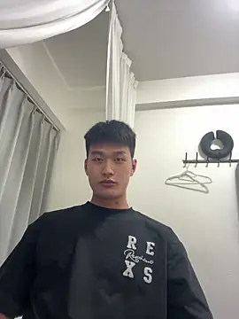 Snapshot of nanda108520 chatting on 19, 4, 2026 nanda108520 online show from 19, 4, 2026