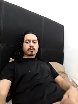 Snapshot of CarlosGM77 chatting on 24, 3, 2026 CarlosGM77 online show from 24, 3, 2026