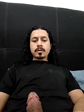 Snapshot of CarlosGM77 chatting on 2, 4, 2026 CarlosGM77 online show from 2, 4, 2026