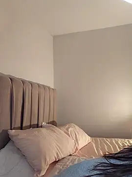 DAMMLEYLA online show from 22, 2, 2026